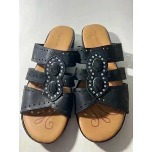 Easy street slipper​